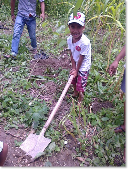 de_pequenino_nasce_o_agricultor_2